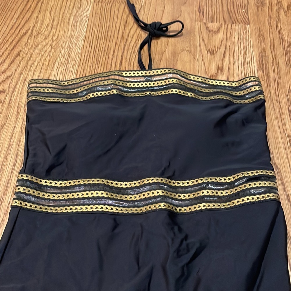 𝅺SHEIN one piece black w/gold accents. NEW.           Size Medium. - Picture 2 of 4